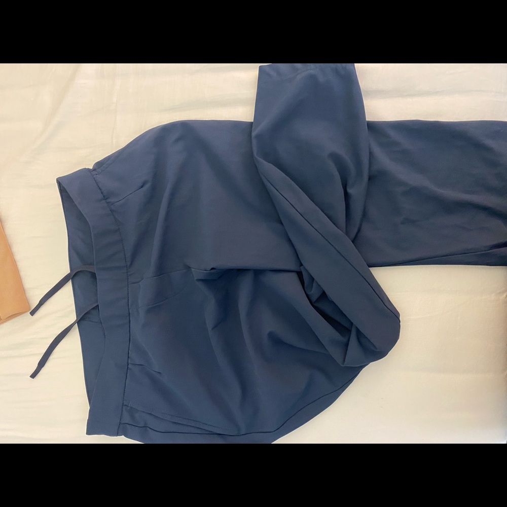 Nike golf pants brand new size small jogger style